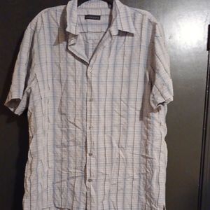 Men's White and Blue Striped Shirt